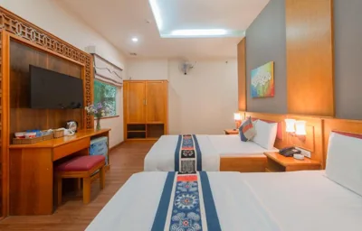 Habitación King con dos camas King — Anh Dao Hotel